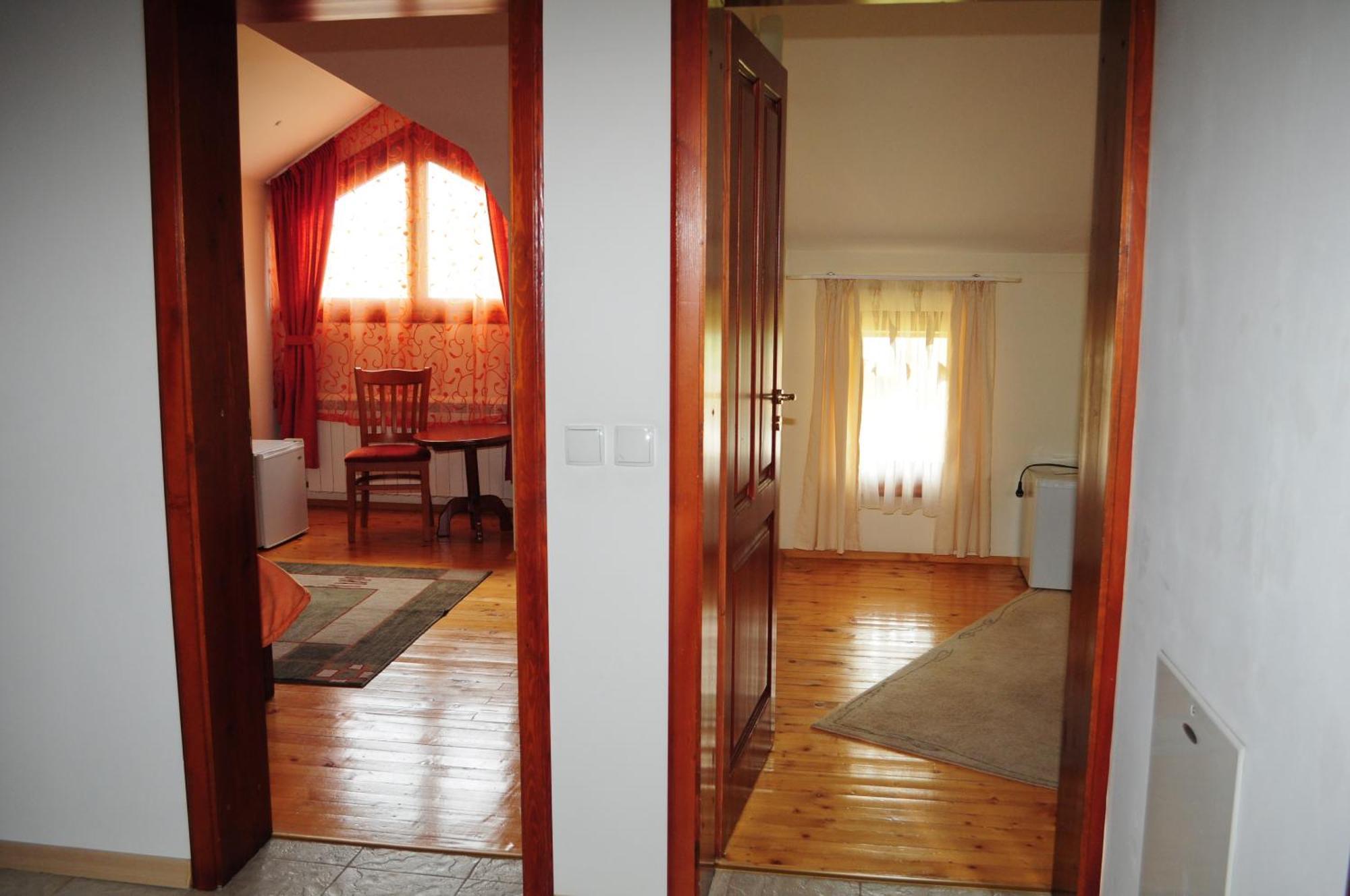 Kris Guest House Devin Habitación foto