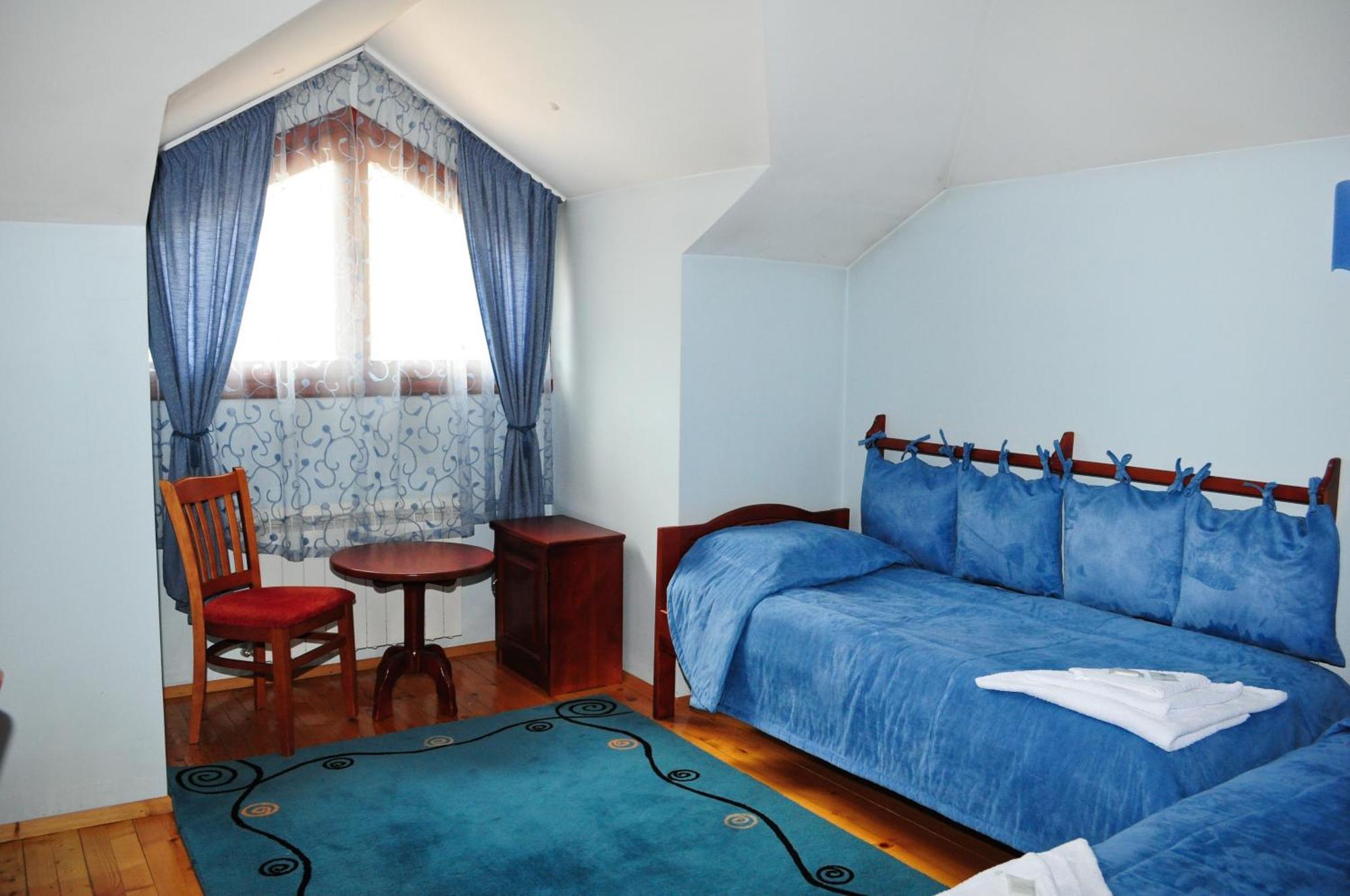 Kris Guest House Devin Habitación foto