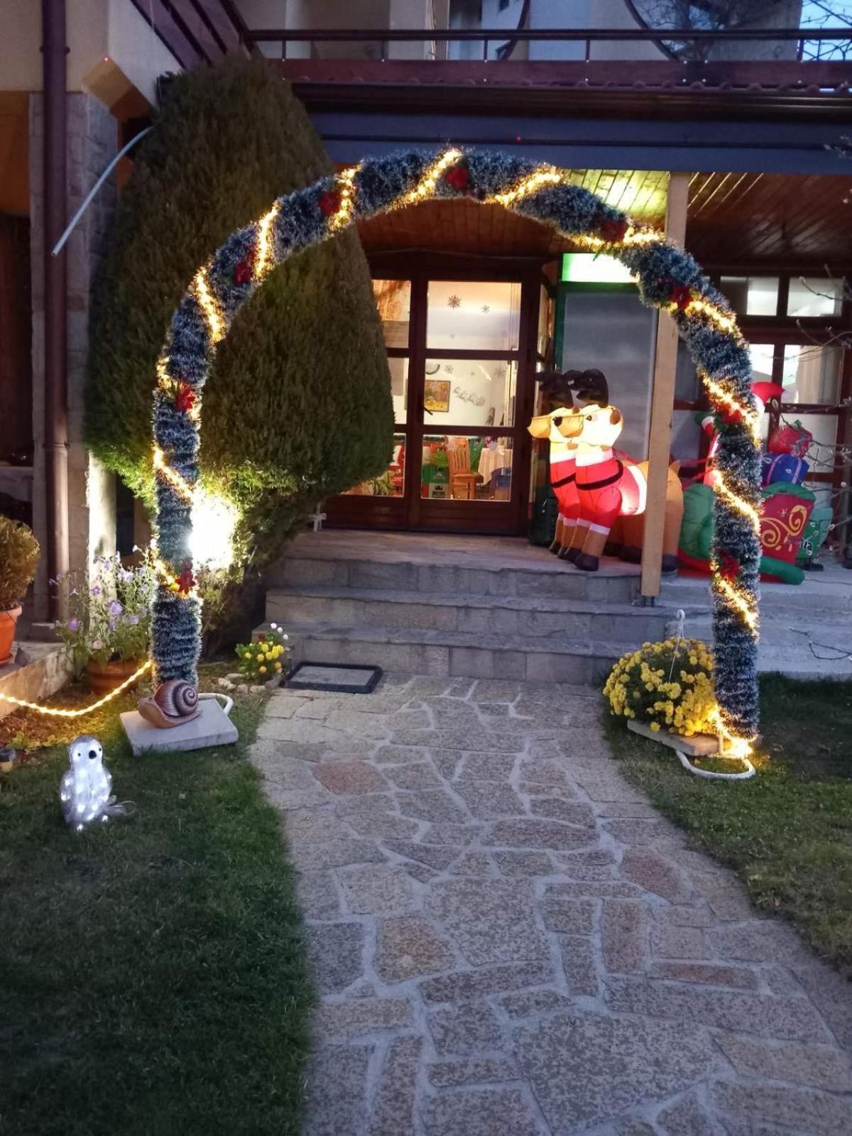 Kris Guest House Devin Exterior foto