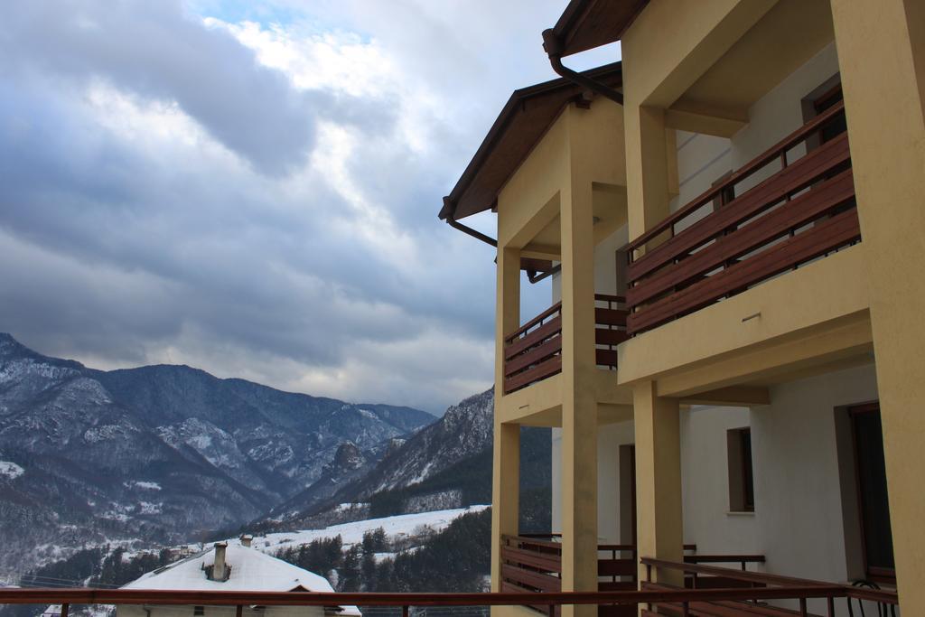 Kris Guest House Devin Exterior foto