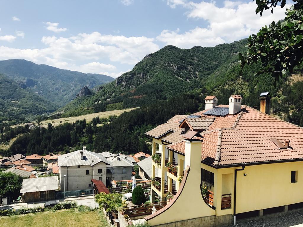 Kris Guest House Devin Exterior foto