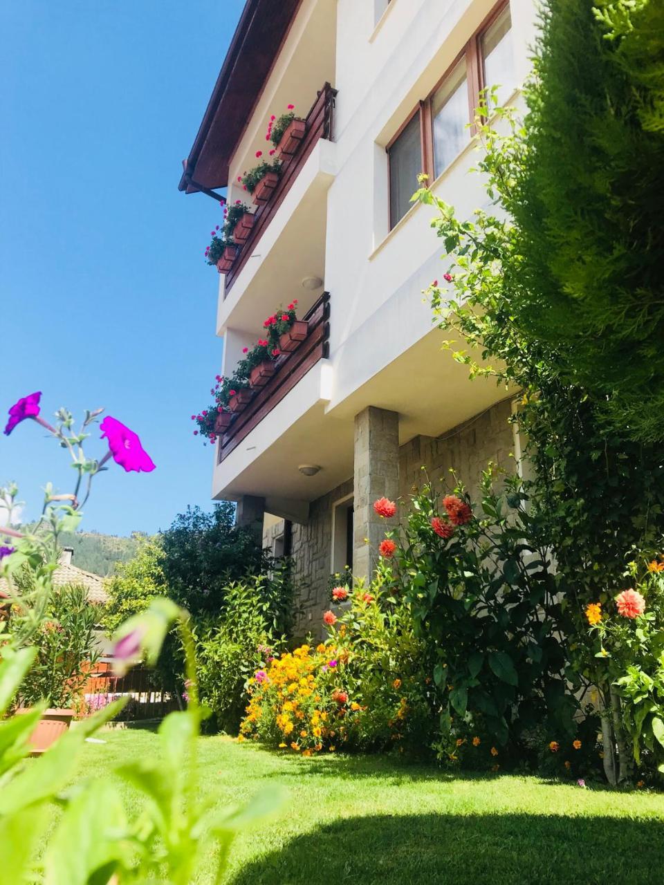 Kris Guest House Devin Exterior foto